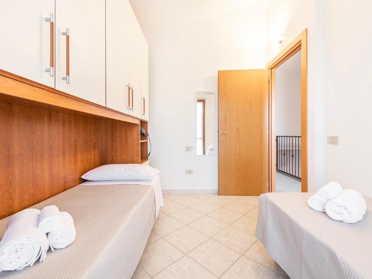 Vila A Casa Di Luca Pula Exteriér fotografie